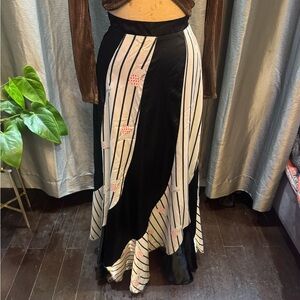 Vintage Black and White Pattern Mix Skirt